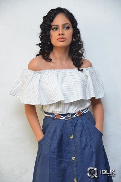 Nandita-Swetha-at-Ekkadiki-Pothavu-Chinnavada-Movie-Promotions